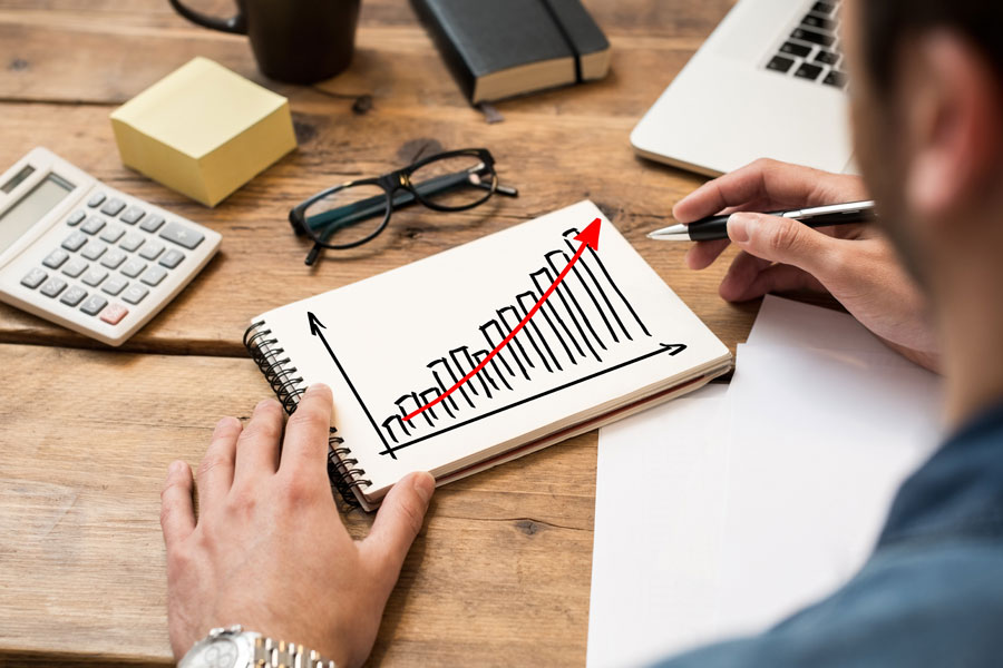 Planning in Trading. Two Strategies for Achieving Goals